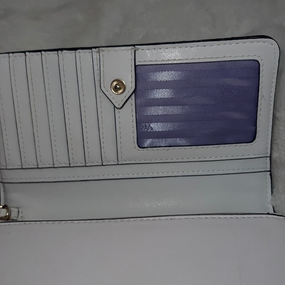 Victoria’s Secret Wallet - Picture 3 of 4